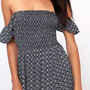 Catch the Sun Navy Blue Print Off-the-Shoulder Max